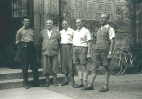 1959 Bundestreffen der Wanderfahrer in Coburg. Gewinner des Conti-Pferdes.