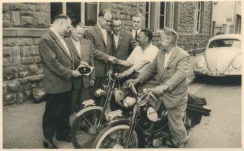 Zurück von der Moped Sternfahrt zum Großglockner 1958