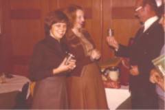 Ehrung für die Radpolomannschaft Helga Leibold - Helga Zimmermann