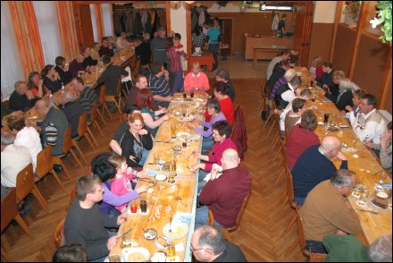 Schlachtschüssel Gasthaus Vier Jahreszeiten Forst 2010