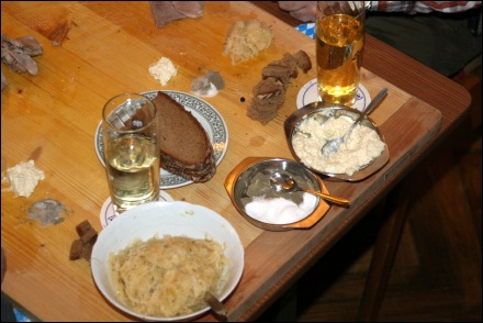 Schlachtschüssel Gasthaus Vier Jahreszeiten Forst 2010