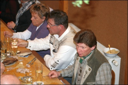 Schlachtschüssel Gasthaus Vier Jahreszeiten Forst 2010
