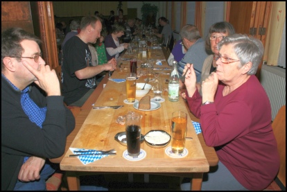 Schlachtschüssel Gasthaus Vier Jahreszeiten Forst 2011