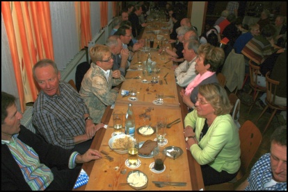 Schlachtschüssel Gasthaus Vier Jahreszeiten Forst 2011