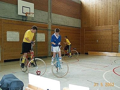 Fotos Radball Jugend Turnier 2003